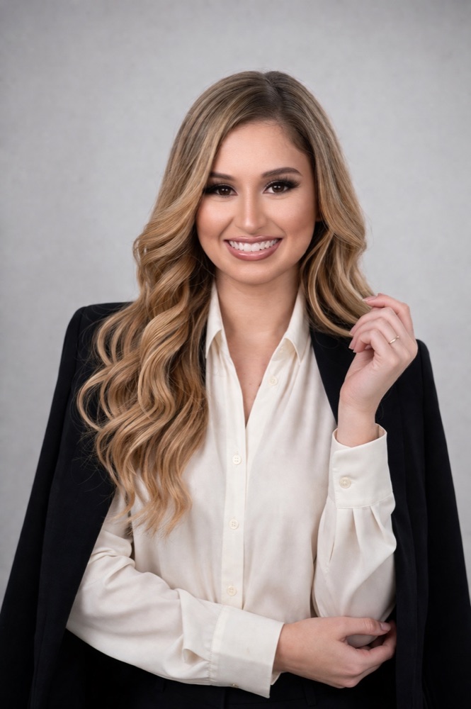 Lara Café, advogada especialista em Direito de Família e Sucessões